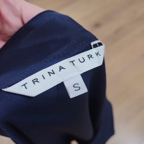 TRINA TURK Puff Sleeve Top - Picture 4 of 6